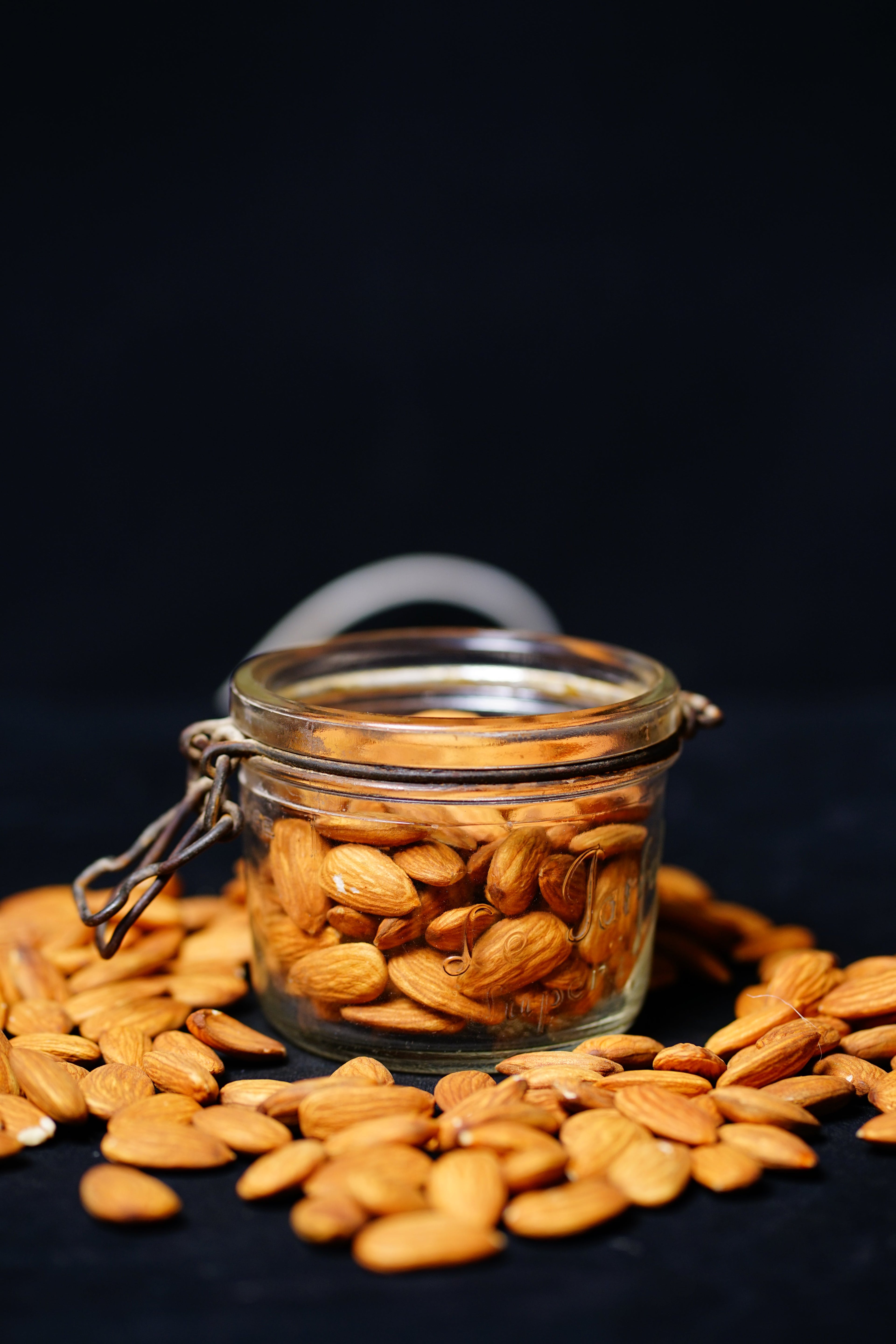 Almonds Medium Size | 250g, 500g, 1kg - Best Value Pack